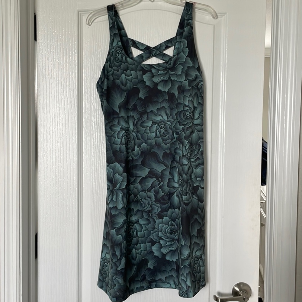 Athletic dress